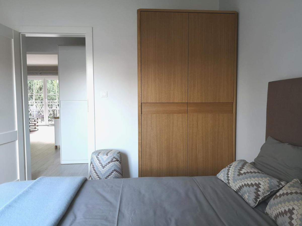 Arboretum Apartments Корник Екстериор снимка